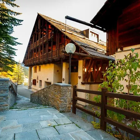 Short Breaks Betulle 1-16 Lejlighed Sestriere