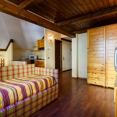 Apartment Short Breaks Betulle 1-16 *